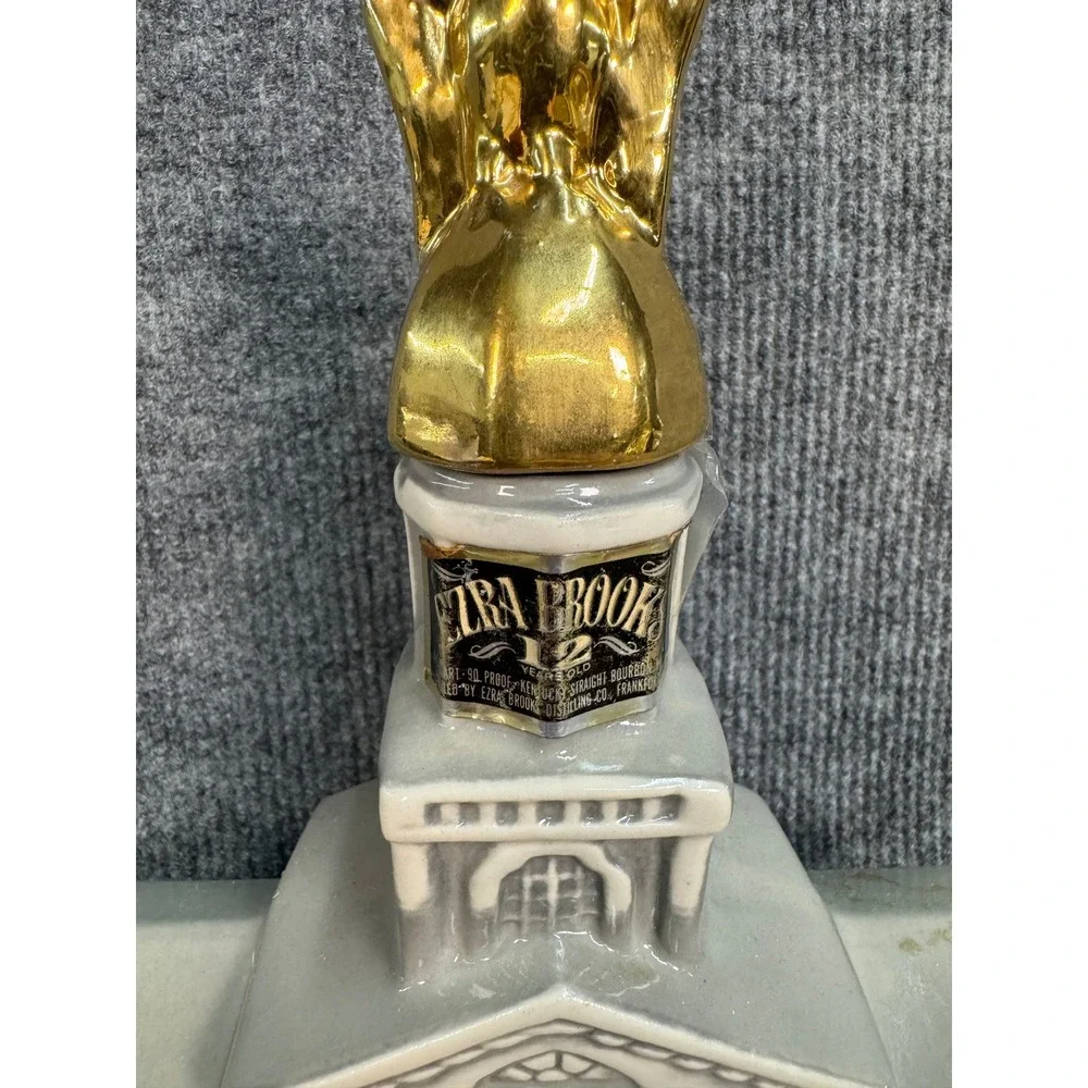 Ezra Brooks Whiskey Decanter NH State House Sesquicentennial Heritage China Box